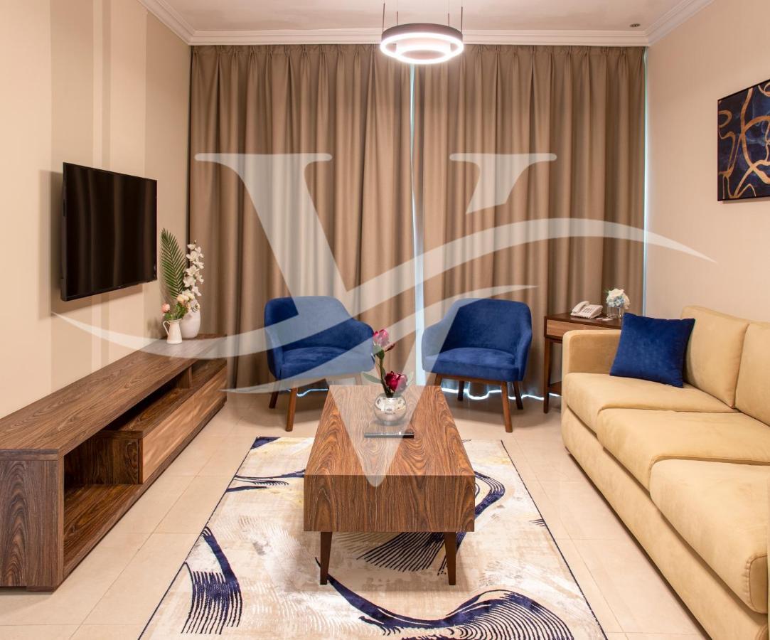 Viola Hotel Apartments Шарджа Екстер'єр фото