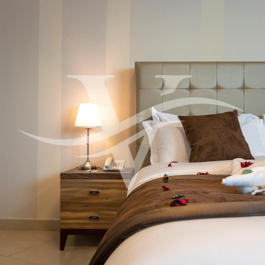 Viola Hotel Apartments Шарджа Екстер'єр фото