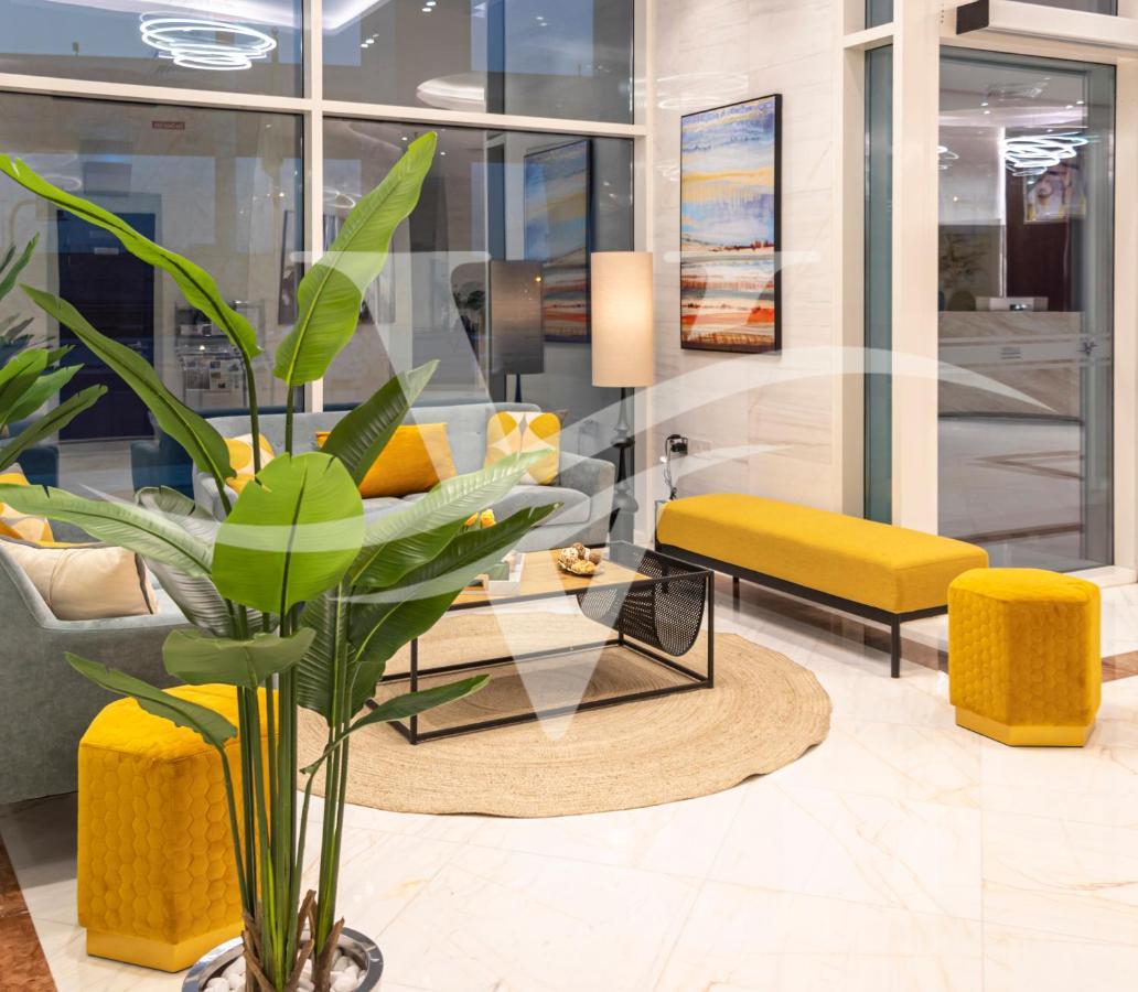 Viola Hotel Apartments Шарджа Екстер'єр фото