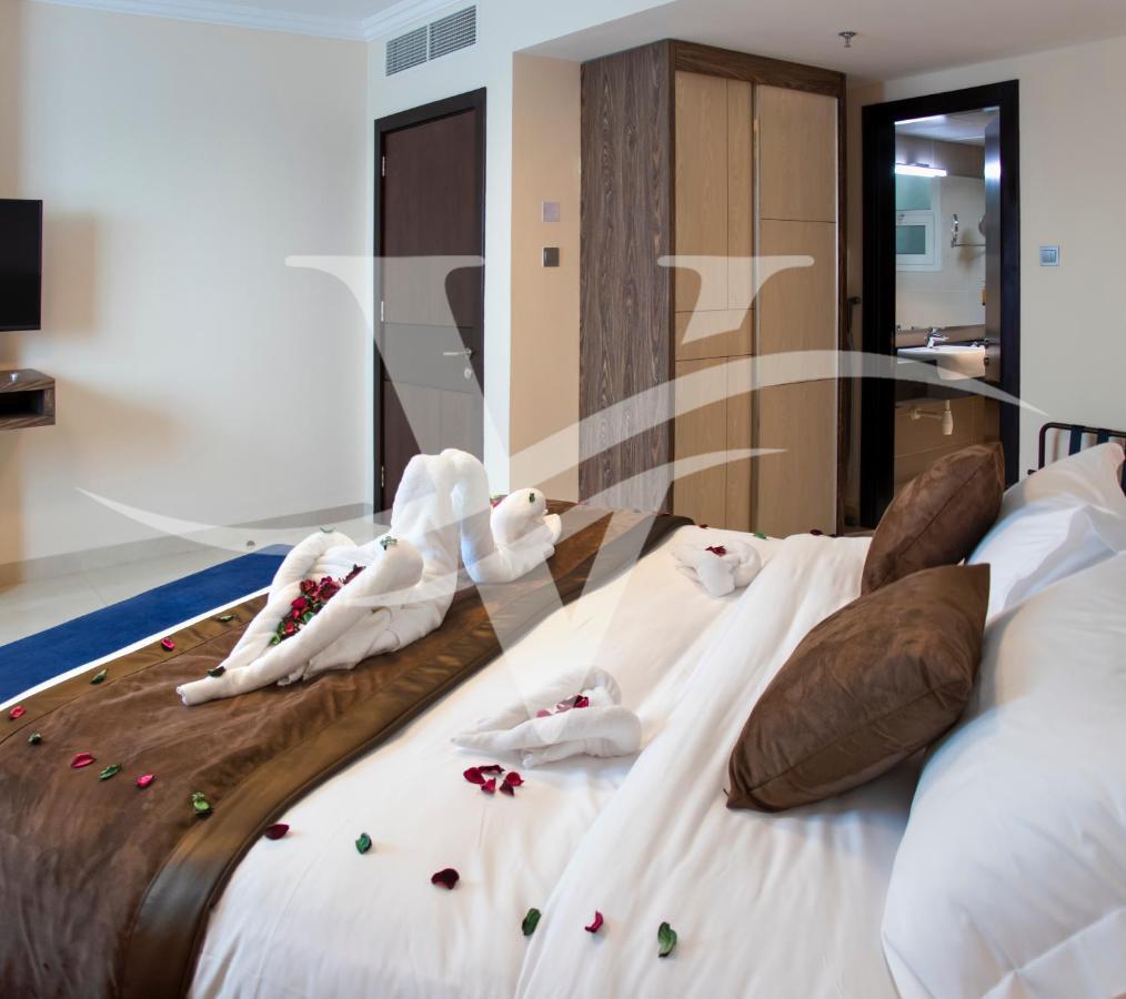 Viola Hotel Apartments Шарджа Екстер'єр фото