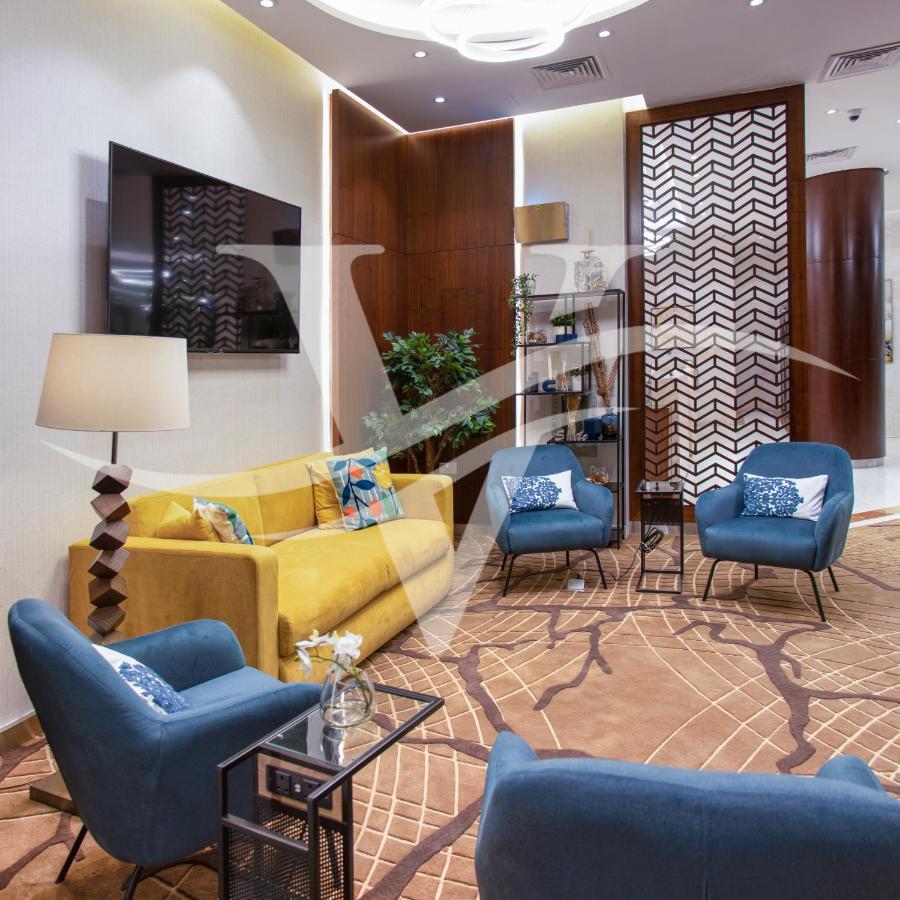 Viola Hotel Apartments Шарджа Екстер'єр фото