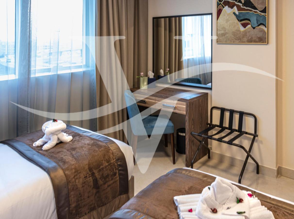 Viola Hotel Apartments Шарджа Екстер'єр фото